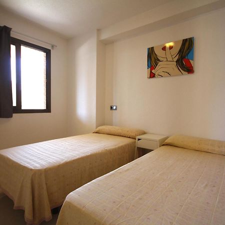 Apartamentos Maysan 베니돔 객실 사진